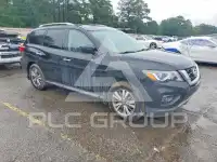 2017 Nissan PATHFINDER photo