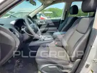 2017 Nissan PATHFINDER photo