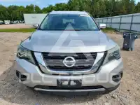 2017 Nissan PATHFINDER photo