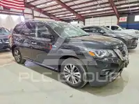 2017 Nissan PATHFINDER photo