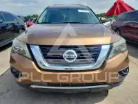 2017 Nissan PATHFINDER photo