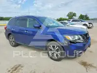 2017 Nissan PATHFINDER photo