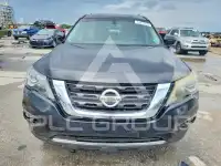 2017 Nissan PATHFINDER photo