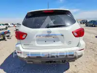 2017 Nissan PATHFINDER photo