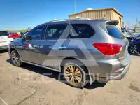 2017 Nissan PATHFINDER photo