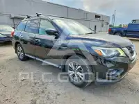 2017 Nissan PATHFINDER photo