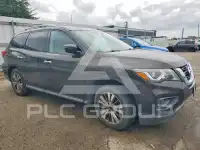 2017 Nissan PATHFINDER photo