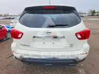 2017 Nissan PATHFINDER photo