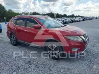 2017 Nissan ROGUE photo