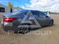 2017 Nissan ALTIMA фото