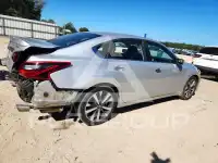 2017 Nissan ALTIMA фото