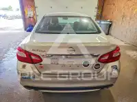 2017 Nissan ALTIMA фото