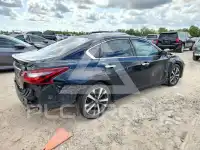 2017 Nissan ALTIMA photo