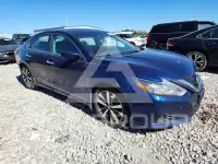 2017 Nissan ALTIMA фото