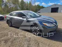 2017 Nissan ALTIMA фото