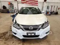 2017 Nissan ALTIMA фото