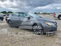 2017 Nissan ALTIMA фото