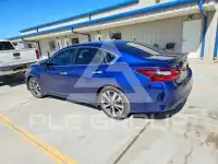 2017 Nissan ALTIMA фото