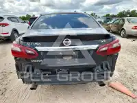 2017 Nissan ALTIMA photo