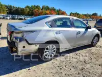 2017 Nissan ALTIMA фото