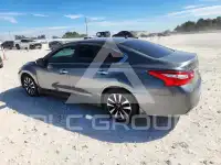 2017 Nissan ALTIMA фото
