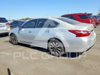 2017 Nissan ALTIMA фото