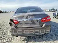 2017 Nissan ALTIMA фото