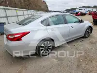 2017 Nissan ALTIMA фото