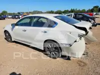 2017 Nissan ALTIMA фото