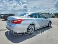 2017 Nissan ALTIMA фото