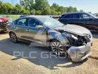 2017 Nissan ALTIMA photo
