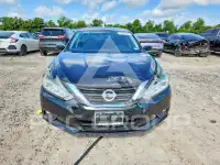 2017 Nissan ALTIMA photo