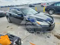 2017 Nissan ALTIMA фото