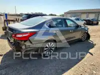 2017 Nissan ALTIMA photo