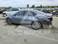 2017 Nissan ALTIMA фото