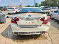 2017 Nissan ALTIMA фото