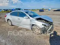 2017 Nissan ALTIMA фото