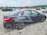 2017 Nissan ALTIMA фото
