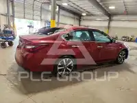 2017 Nissan ALTIMA фото