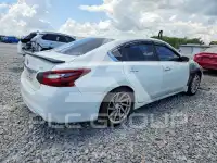 2017 Nissan ALTIMA фото