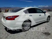 2017 Nissan ALTIMA photo