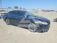 2017 Nissan ALTIMA фото