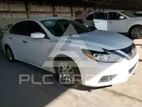 2017 Nissan ALTIMA photo