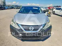 2017 Nissan ALTIMA фото