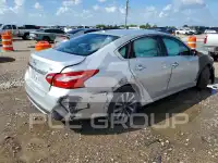 2017 Nissan ALTIMA фото