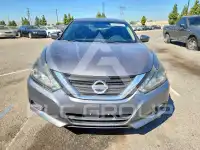 2017 Nissan ALTIMA photo