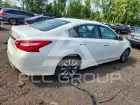 2017 Nissan ALTIMA photo