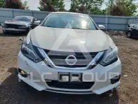 2017 Nissan ALTIMA photo
