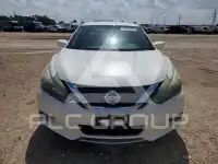 2017 Nissan ALTIMA фото