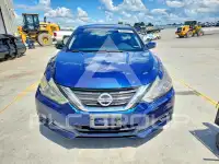 2017 Nissan ALTIMA photo